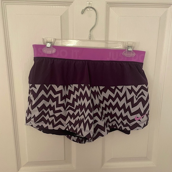 Nike Running Shorts - Picture 1 of 4
